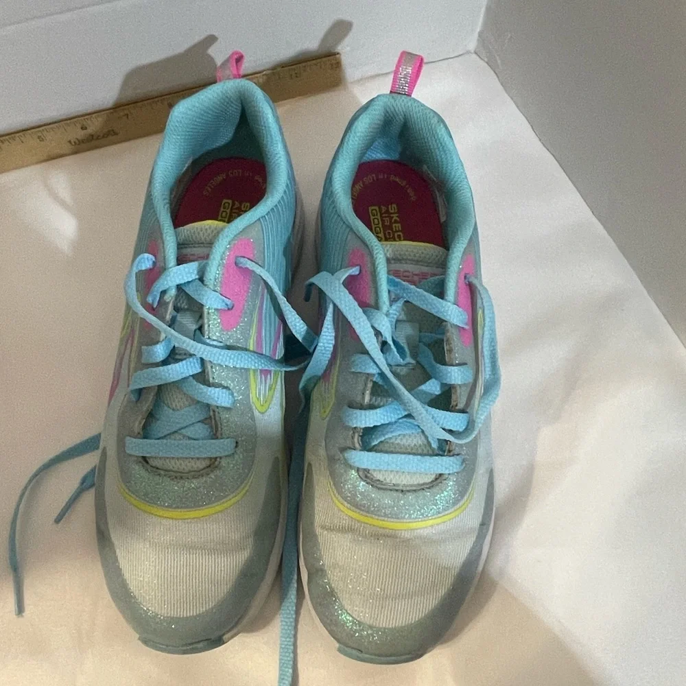 Skechers Go Run‎ Women’s size 6 Elevate Running Shoes Blue Pink Lace Up low top